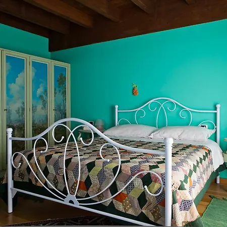 Costalta Oda ve Kahvaltı Compiano