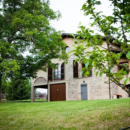 Bed and Breakfast Costalta 3*