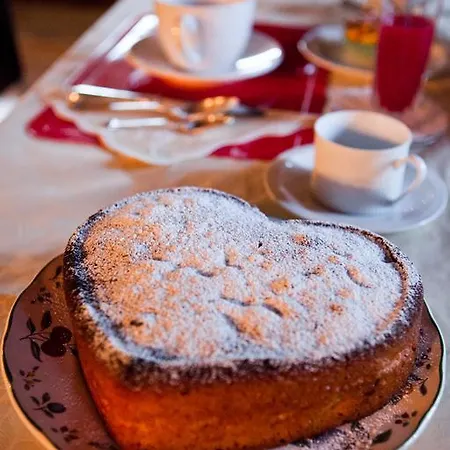 Bed & Breakfast Costalta 3*